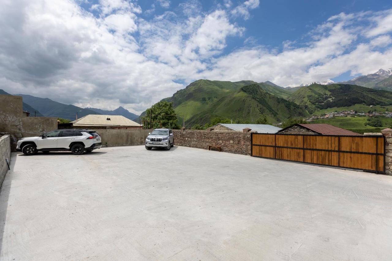 Graf Kazbegi Hotel Luaran gambar