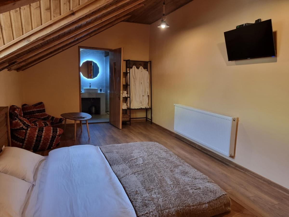 Graf Kazbegi Hotel Luaran gambar