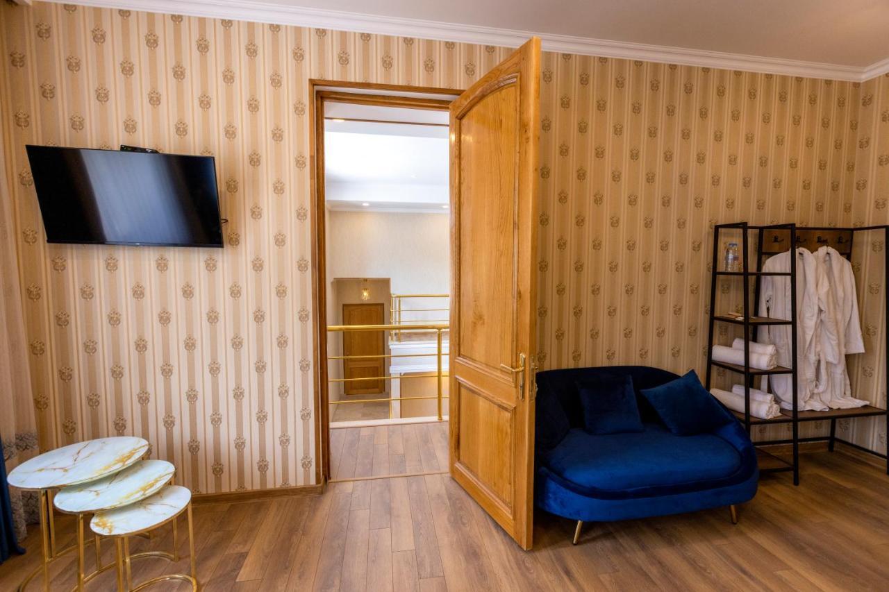 Graf Kazbegi Hotel Luaran gambar