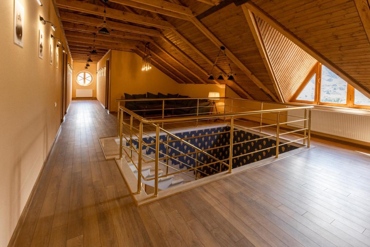 Graf Kazbegi Hotel Luaran gambar
