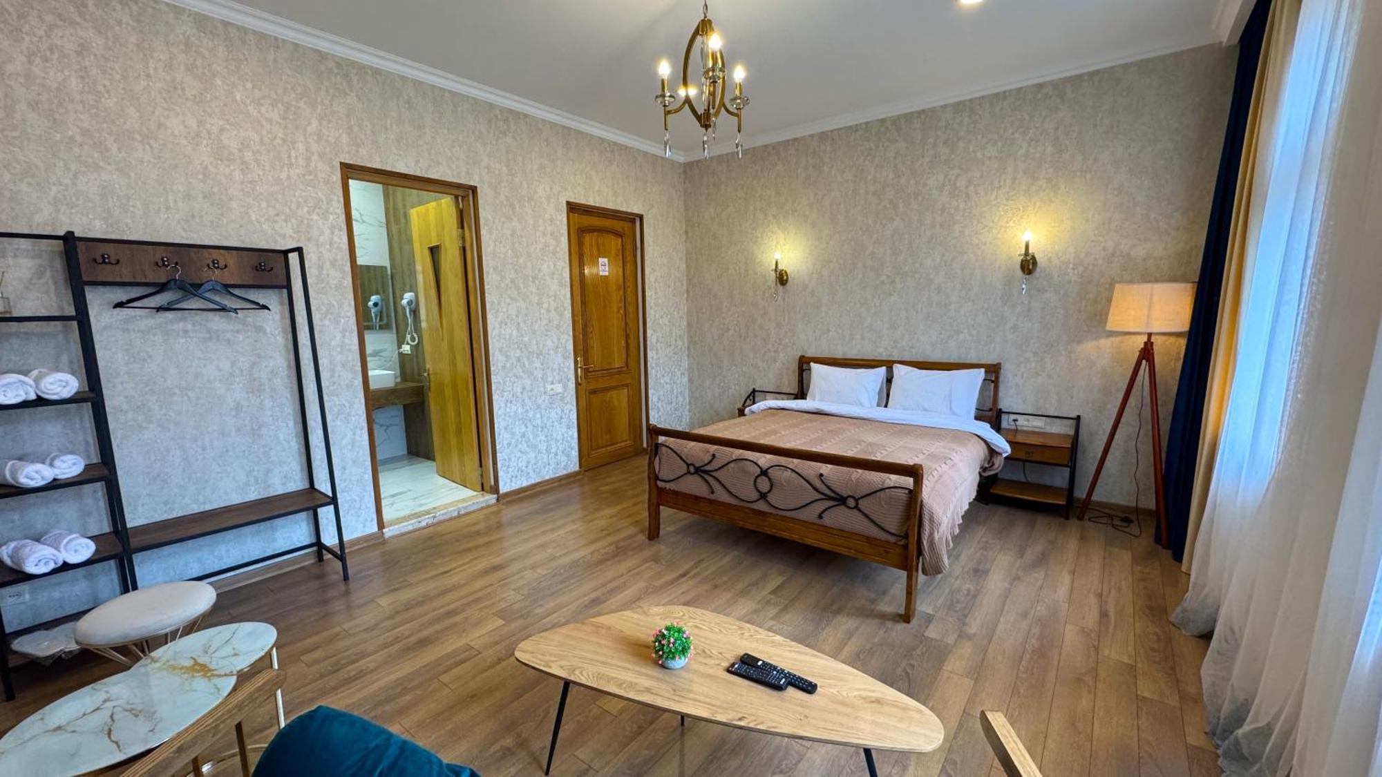 Graf Kazbegi Hotel Luaran gambar